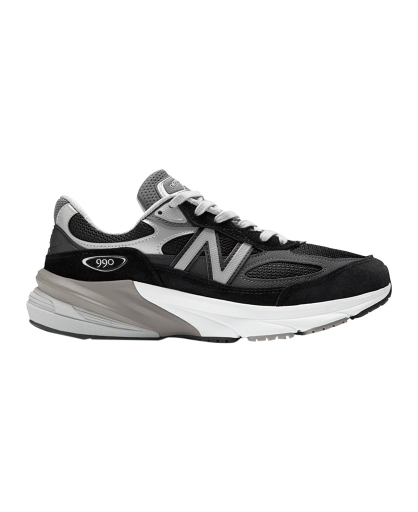 New Balance W990V6