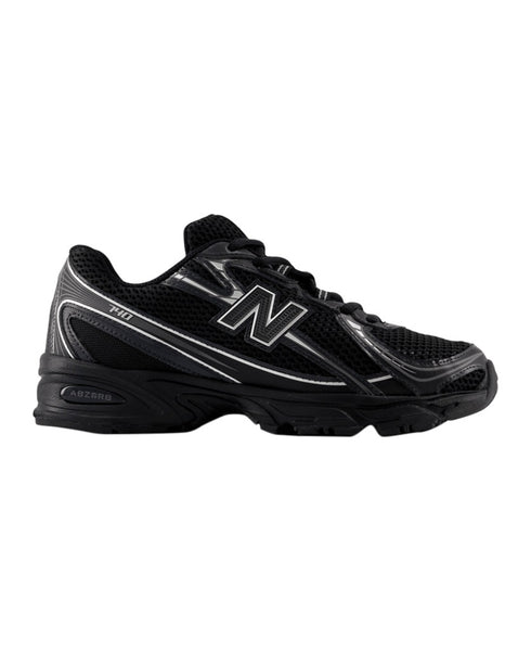 New Balance U740V2